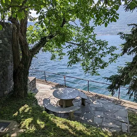 The House On The Shore Tatil Evi *